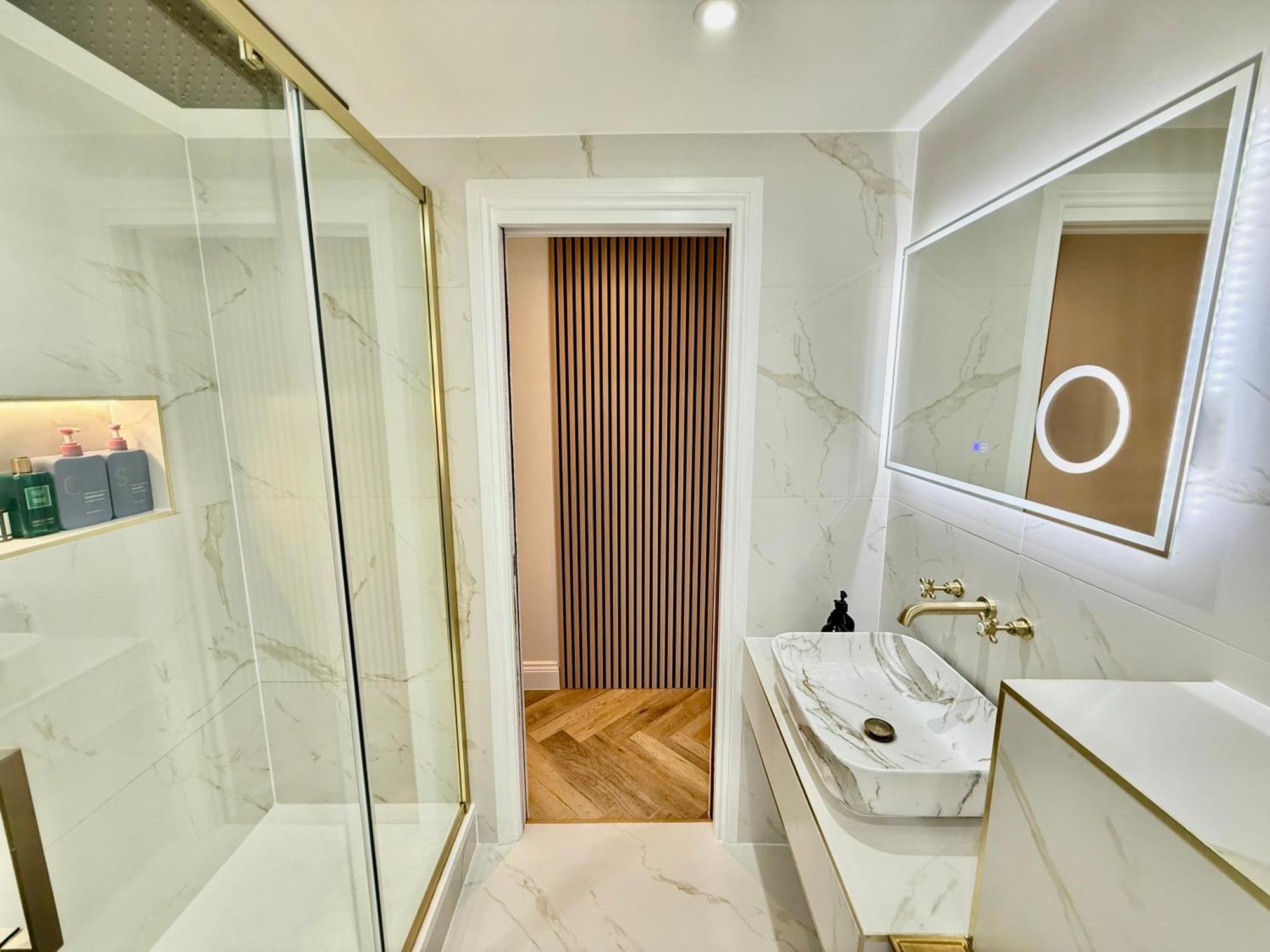 Central, Modern, Westfield, Close To Tube Station Londra Exterior foto